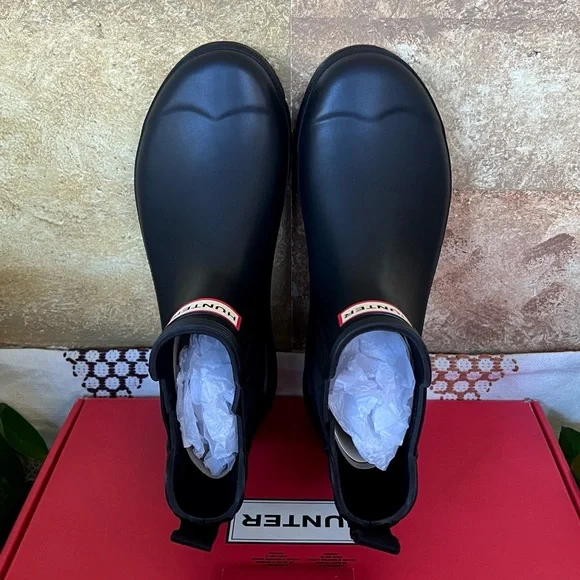 NEW Hunter Women’s Original Chelsea Waterproof Rubber Ankle Rain Boots, Size 7 - Picture 7 of 16